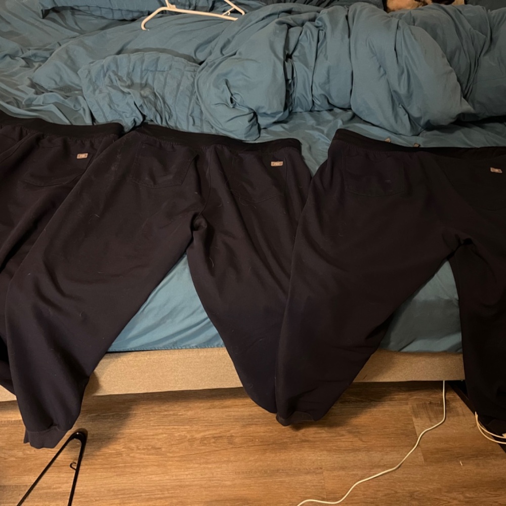 Figs jogger scrub pants - Picture 5 of 6